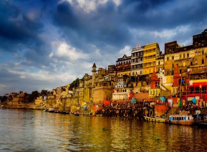 Private Bajra Boat Booking for Dev Diwali
