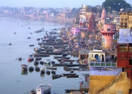 Corporate Event Boat in Varanasi